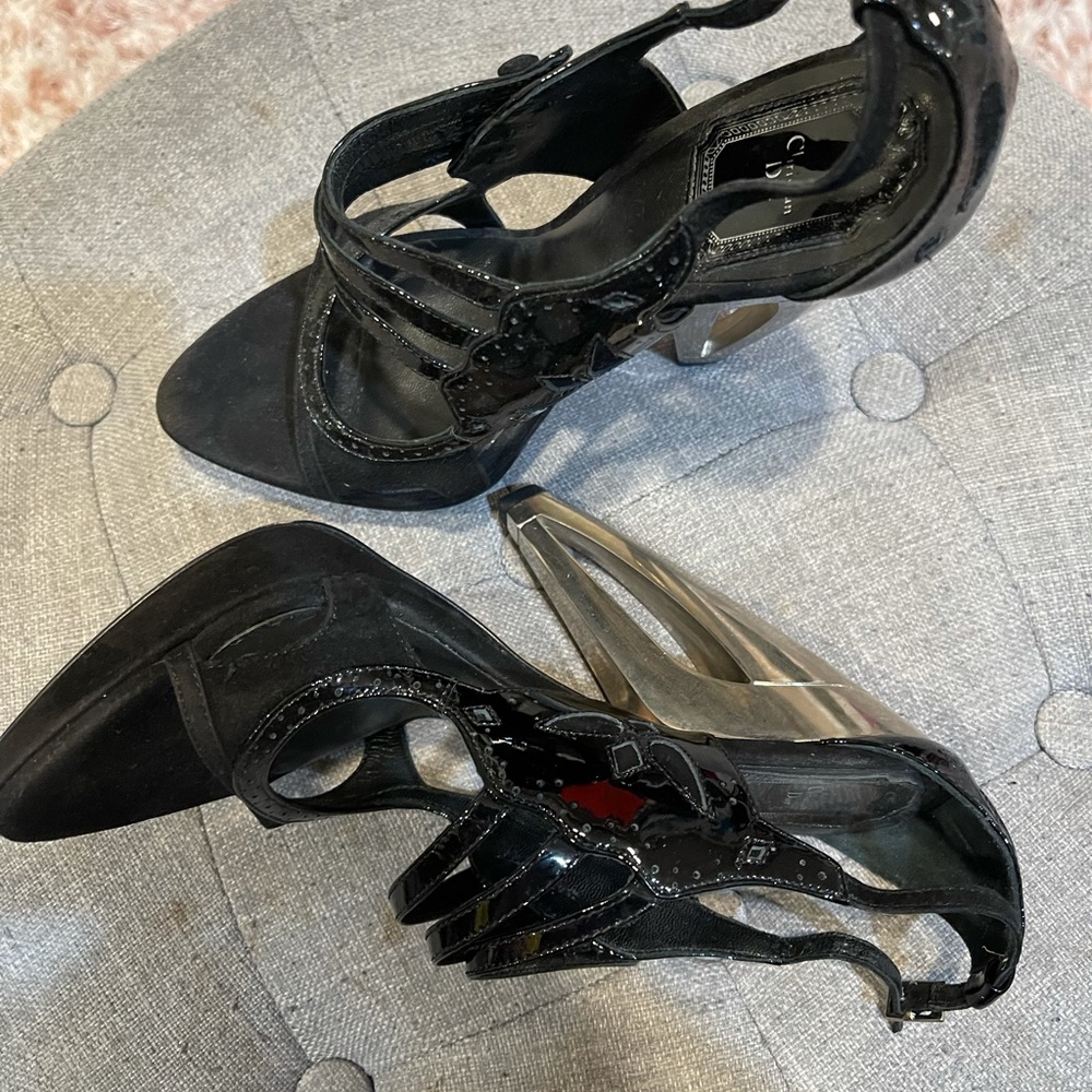 Sandals - Picture 2 of 5